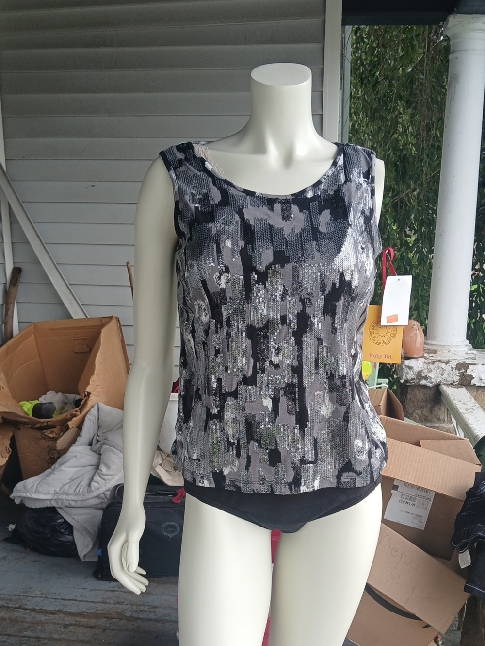 Ruby Rd. Black, Sequined Gray & Light Blue Patterned Sleeveless Top
